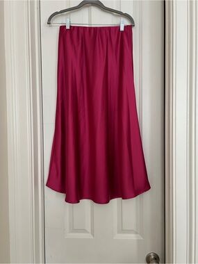 Women’s Satin Midi Skirt in Fuchsia